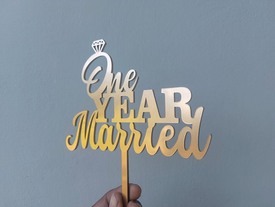1 year anniversary caketopper