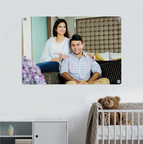 Floating Acrylic Photo Frame